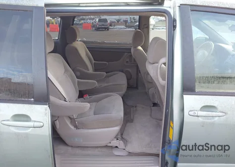 2007 Toyota Sienna Le z USA, uszkodzony, nr VIN 5TDZK23C77S098812